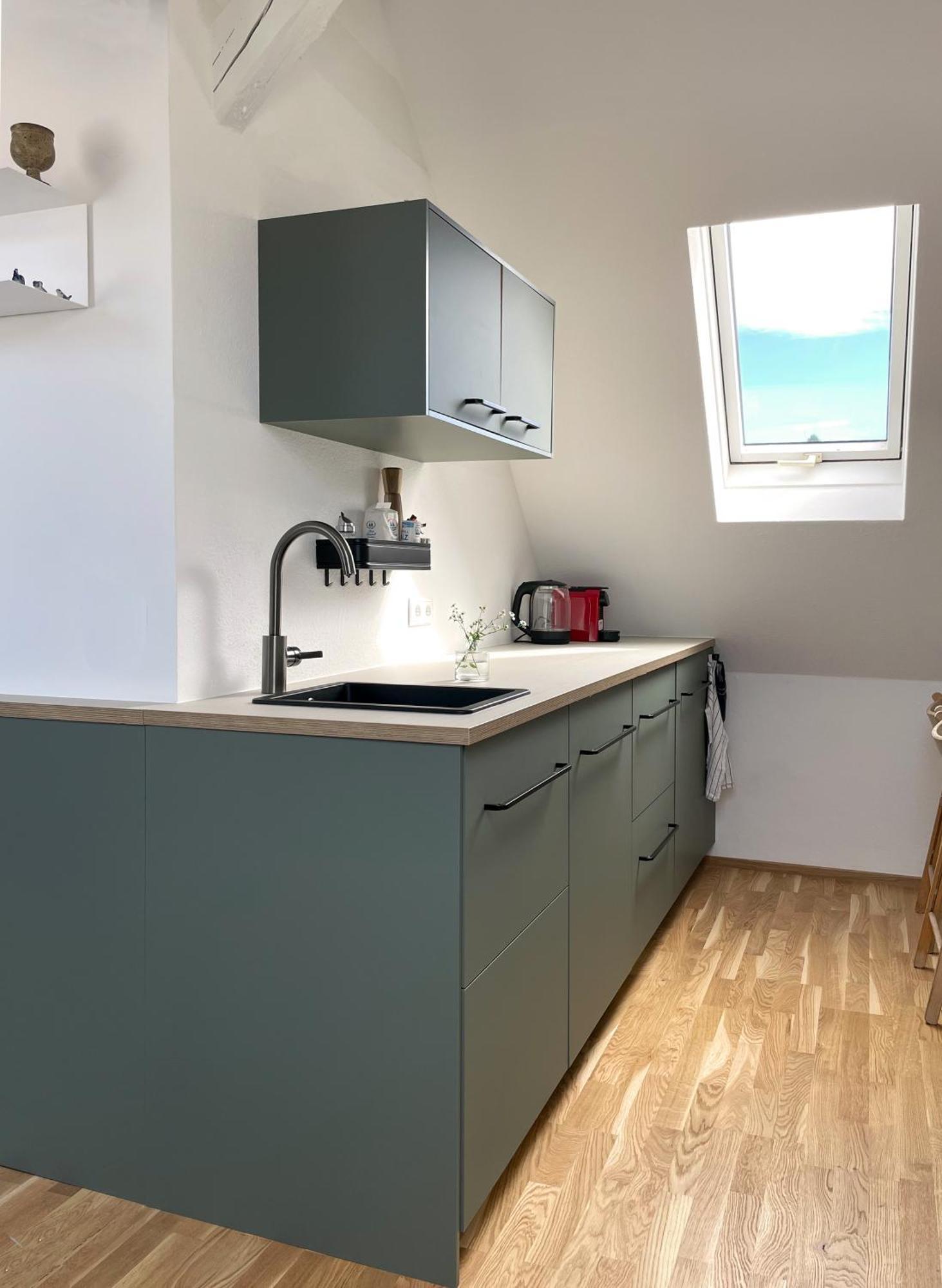 Apartment Bright + Cozy Dachgeschoss Maisonette Im Zentrum
